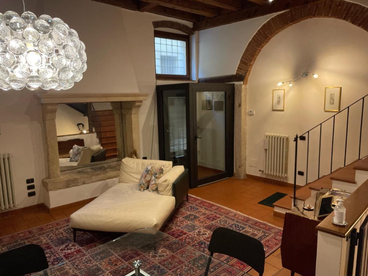 Villa Loft Ponte Pietra à Vérone Extérieur photo